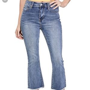 NWOT Guess Jeans light wash flared and wide leg